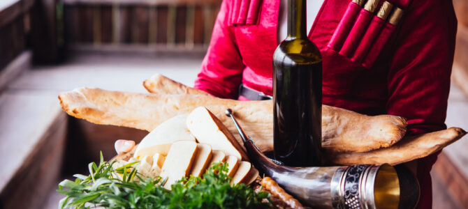 What Is a Georgian Supra? Sharing Food, Stories and Toasts